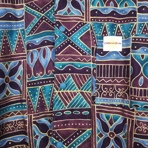 California Scrubs | Tribal Pattern Long sleeve Jacket - Picture 6 of 6